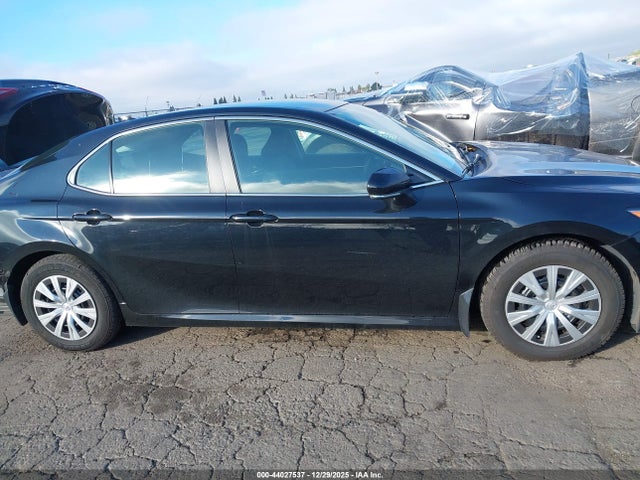 Toyota CAMRY HYBRID 2022 4T1C31AK2NU599182 Image 27