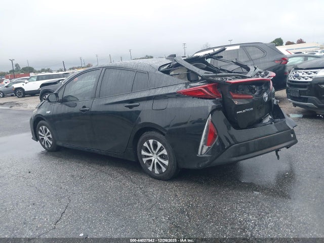 JTDKAMFP6N3202056 Toyota Prius Prime Xle