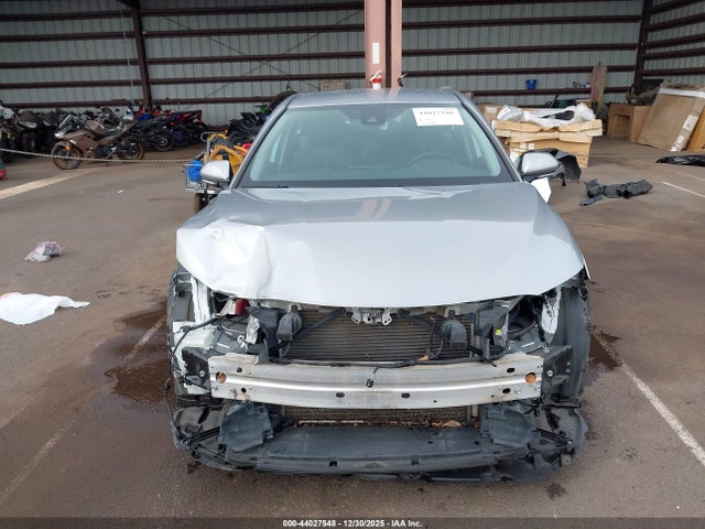 4T1R11AKXMU433104 Toyota CAMRY LE