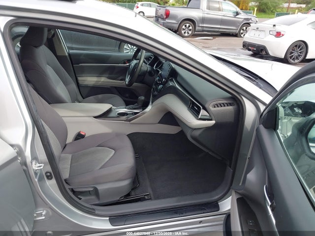 4T1R11AKXMU433104 Toyota CAMRY LE