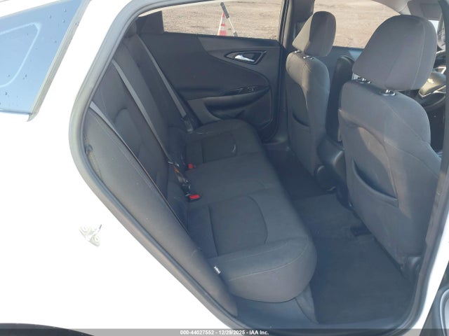 1G1ZG5ST3MF034680 Chevrolet Malibu Fwd Rs
