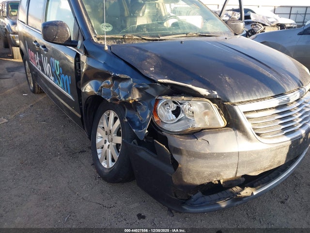 2013 Chrysler Town & Country Touring მანქანა იყიდება აუქციონზე, vin: 2C4RC1BG2DR690280, აუქციონის ნომერი: 44027556