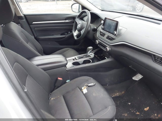 2021 NISSAN ALTIMA 1N4BL4DW4MN313430 Photo 4