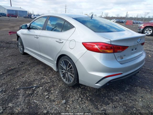 2018 HYUNDAI ELANTRA KMHD04LB0JU537639 Photo 2