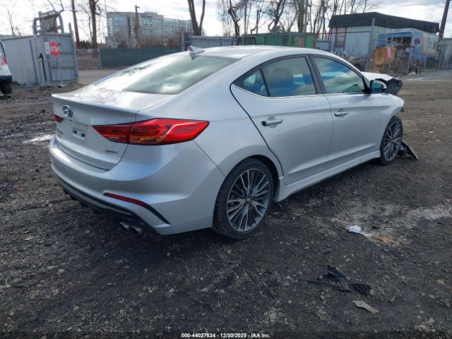 2018 HYUNDAI ELANTRA KMHD04LB0JU537639 Photo 3