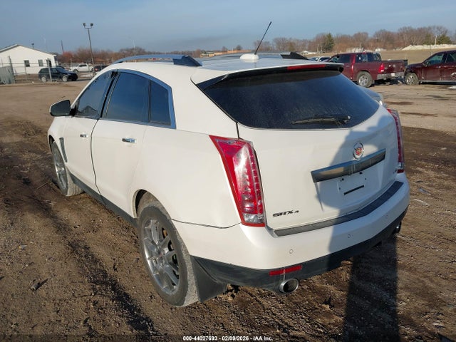 2016 CADILLAC SRX 3GYFNCE30GS552417 Photo 2