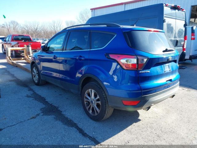 2018 FORD ESCAPE 1FMCU0GD1JUD31752 Photo 2