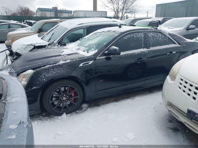 2013 CADILLAC CTS-V 1G6DV5EPXD0165424 Photo 1