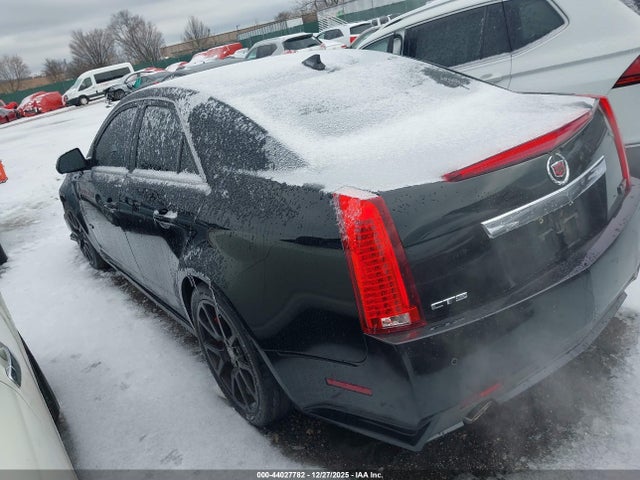 2013 CADILLAC CTS-V 1G6DV5EPXD0165424 Photo 2