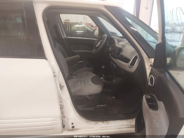 2014 FIAT 500L ZFBCFABH2EZ028411 Photo 4
