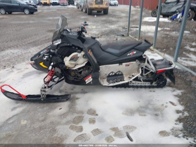 Polaris Rush 800 Pro-s 2015 SN1DP8PS7FC545314 Image 15