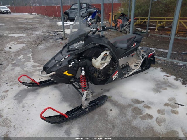 Polaris Rush 800 Pro-s 2015 SN1DP8PS7FC545314 Image 2
