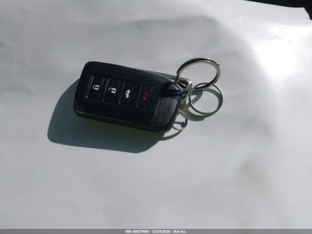 2016 LEXUS IS 200T JTHBA1D27G5026355 Photo 10