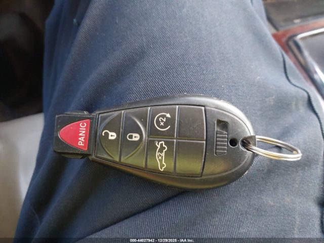 2010 CHRYSLER 300C 2C3CK6CT9AH115522 Photo 10