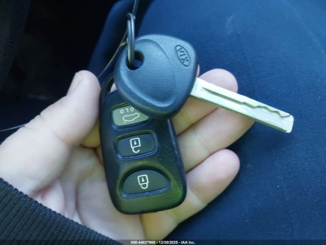 2011 KIA OPTIMA KNAGM4A76B5057585 Photo 10