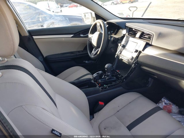 Honda Civic Lx 2017 2HGFC2F58HH513358 Image 5