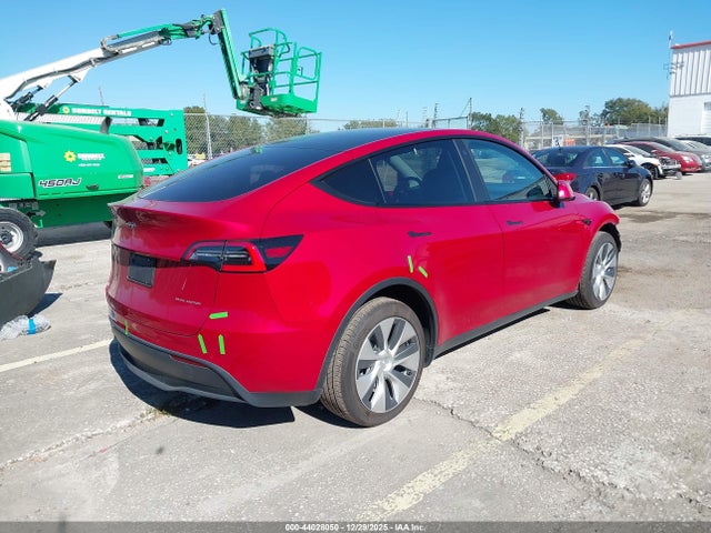 2021 TESLA MODEL Y 5YJYGDEE6MF138188 Photo 3