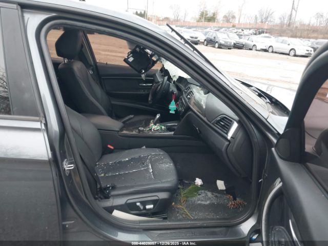 2016 BMW 320I WBA8E5G54GNT40202 Photo 4