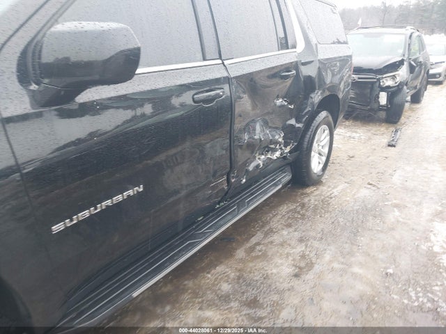 1GNSKCKD7NR162917 Chevrolet Suburban 4wd Lt