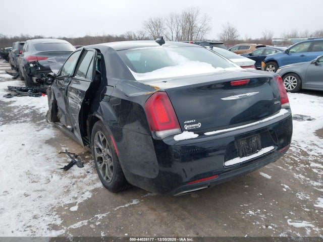 2017 CHRYSLER 300 2C3CCAGG6HH553289 Photo 2