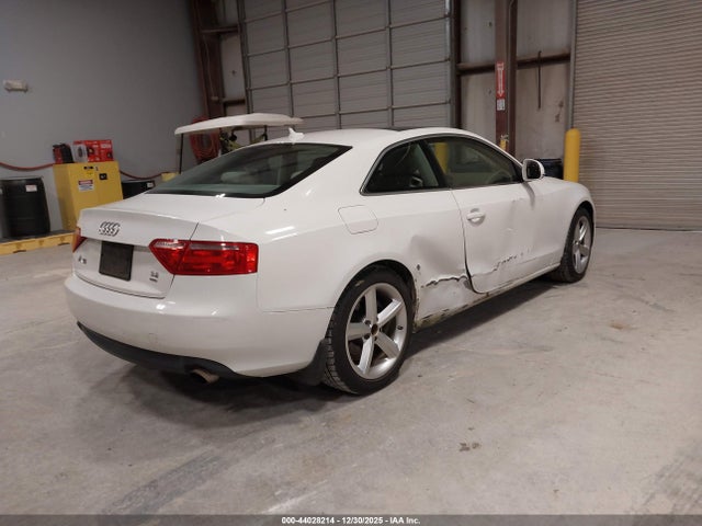 2009 AUDI A5 WAUDK78T39A008617 Photo 3