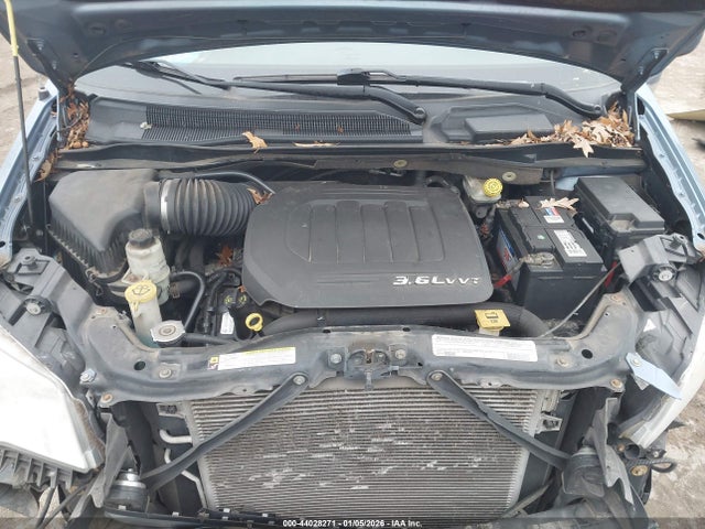 44028271 :رقم المزاد ، 2C4RC1BG6CR169013 vin ، 2012 Chrysler Town & Country Touring مزاد بيع