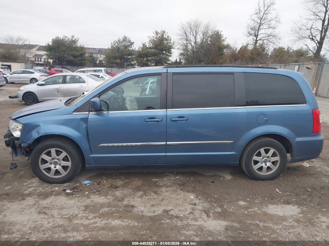 44028271 :رقم المزاد ، 2C4RC1BG6CR169013 vin ، 2012 Chrysler Town & Country Touring مزاد بيع