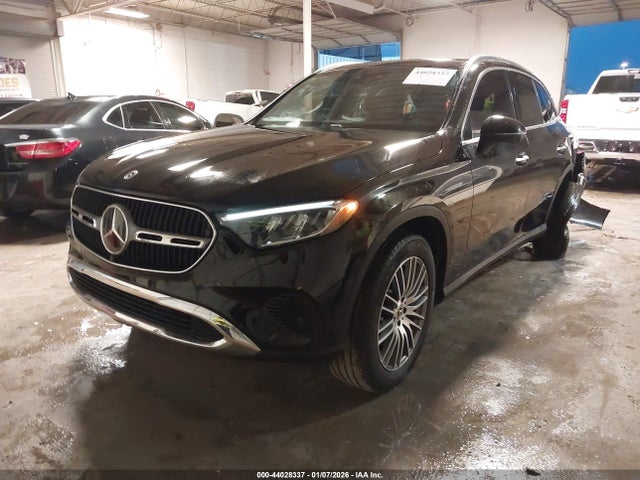 44028337 :رقم المزاد ، W1NKM4HB8SF376450 vin ، 2025 Mercedes-benz Glc 300 4matic Suv مزاد بيع