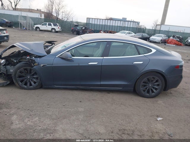 Tesla MODEL S 2020 5YJSA1E20LF399827 Image 13