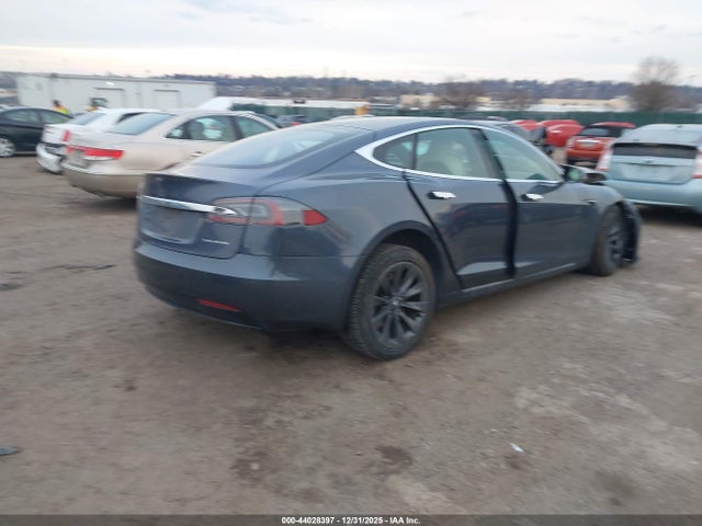 Tesla MODEL S 2020 5YJSA1E20LF399827 Image 4