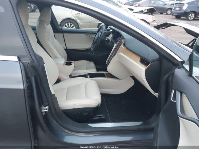 Tesla MODEL S 2020 5YJSA1E20LF399827 Image 5
