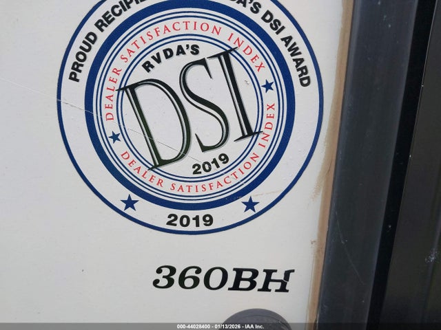 5ZT3SP1B0MA001437 Shasta Other