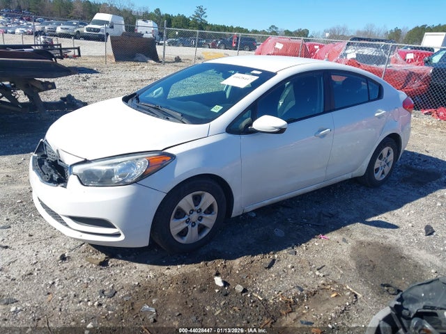 KNAFK4A61G5615715 KIA FORTE LX