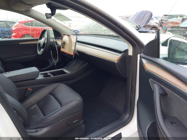 2022 TESLA MODEL Y 7SAYGAEEXNF543568 Photo 4