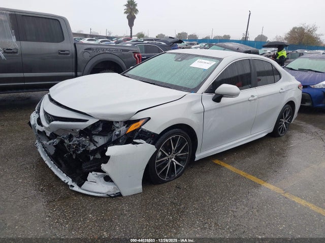4T1T11AK4RU231677 Toyota CAMRY SE