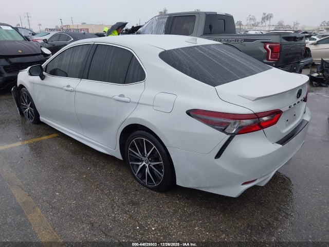 4T1T11AK4RU231677 Toyota CAMRY SE