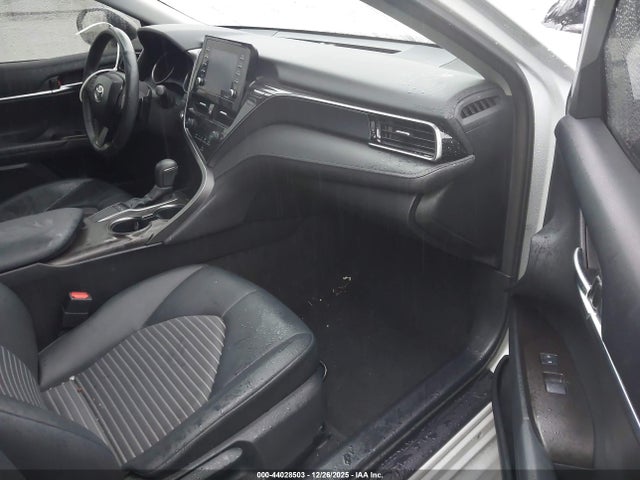 4T1T11AK4RU231677 Toyota CAMRY SE