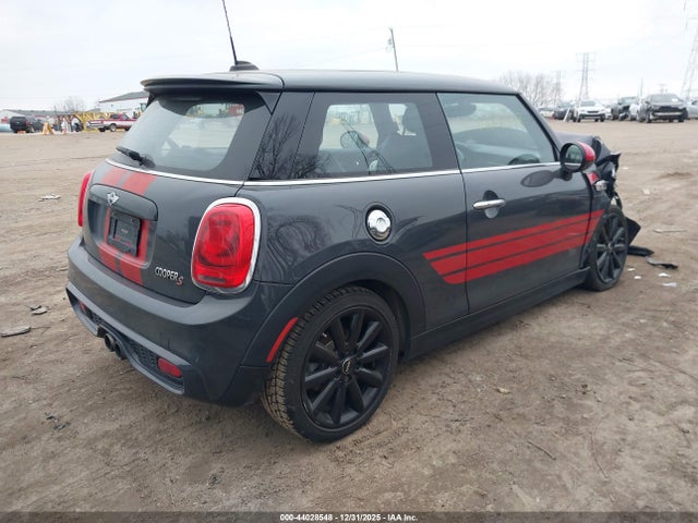 2016 MINI HARDTOP WMWXP7C51G3B92807 Photo 3