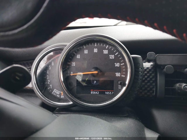 2016 MINI HARDTOP WMWXP7C51G3B92807 Photo 6