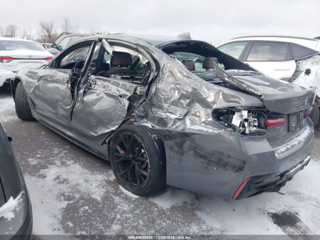 2021 BMW 540I WBA73BJ03MWX13992 Photo 2