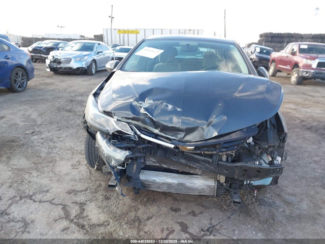 3G1BD6SM7JS596064 Chevrolet Cruze Lt Manual