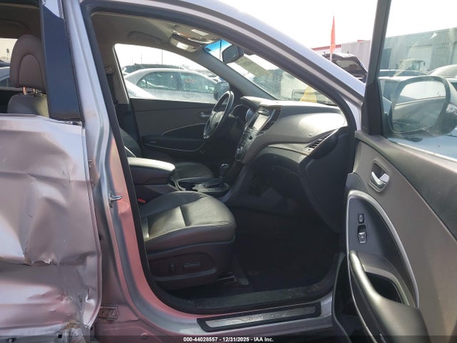 KM8SNDHF6HU187898 Hyundai Santa Fe Se
