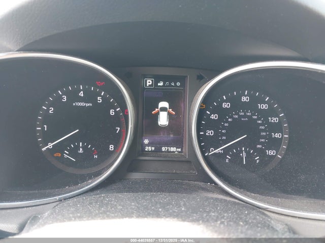 KM8SNDHF6HU187898 Hyundai Santa Fe Se