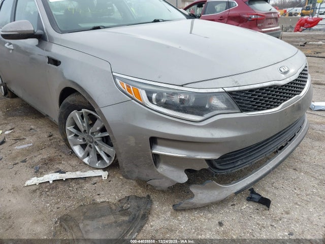Продаж на аукціоні авто 2017 Kia Optima Lx, vin: 5XXGT4L35HG142308, номер лоту: 44028558