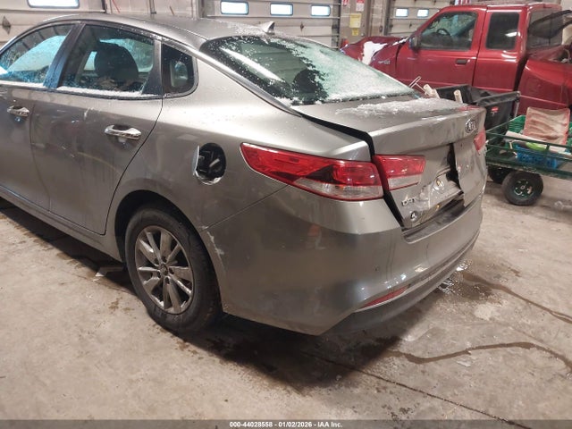 Продаж на аукціоні авто 2017 Kia Optima Lx, vin: 5XXGT4L35HG142308, номер лоту: 44028558