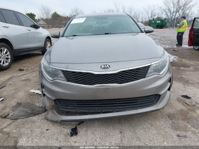 Продаж на аукціоні авто 2017 Kia Optima Lx, vin: 5XXGT4L35HG142308, номер лоту: 44028558