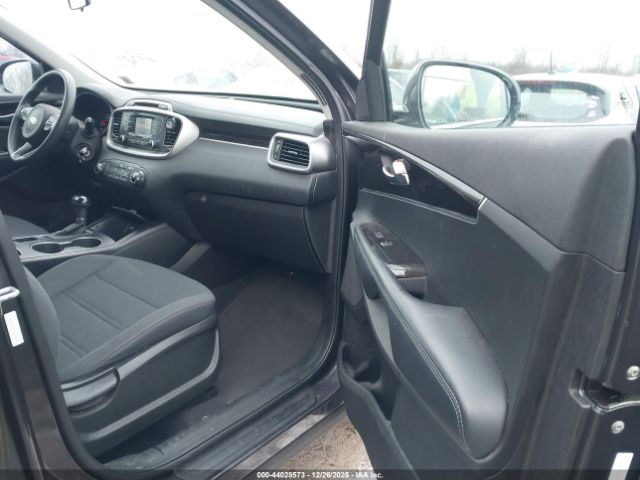 2017 KIA SORENTO 5XYPGDA34HG276990 Photo 4