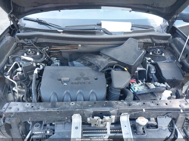 2020 MITSUBISHI OUTLANDER JA4AD3A33LZ042627 Photo 9