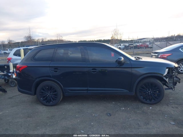 Продаж на аукціоні авто 2020 Mitsubishi Outlander Le 2.4, vin: JA4AD3A33LZ042627, номер лоту: 44028598