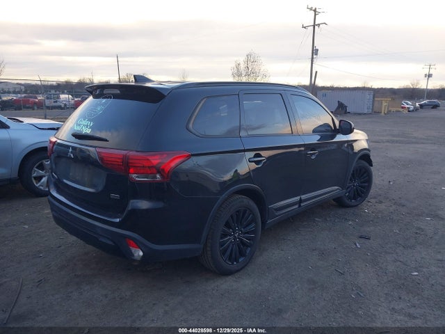 2020 MITSUBISHI OUTLANDER JA4AD3A33LZ042627 Photo 3